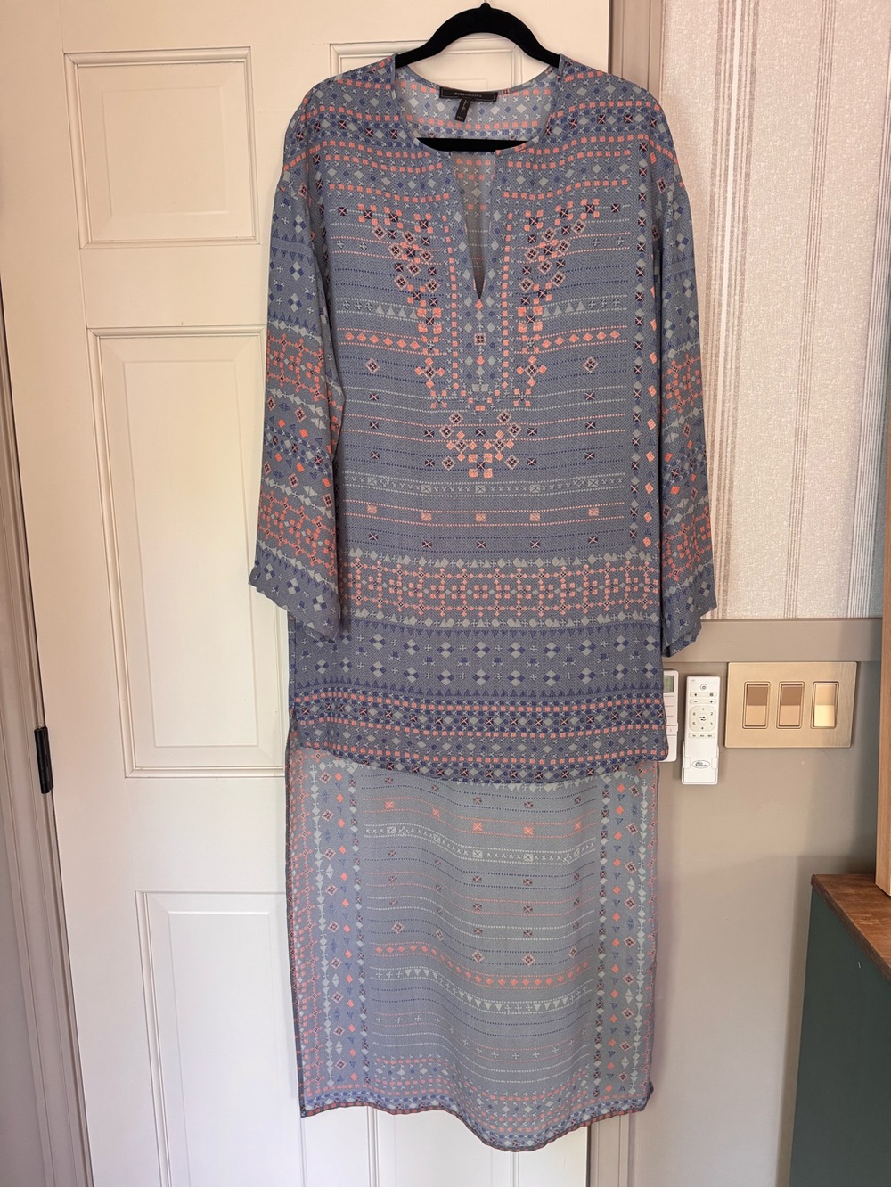 BCBGMaxAzria Light Blue & Coral Printed Tunic